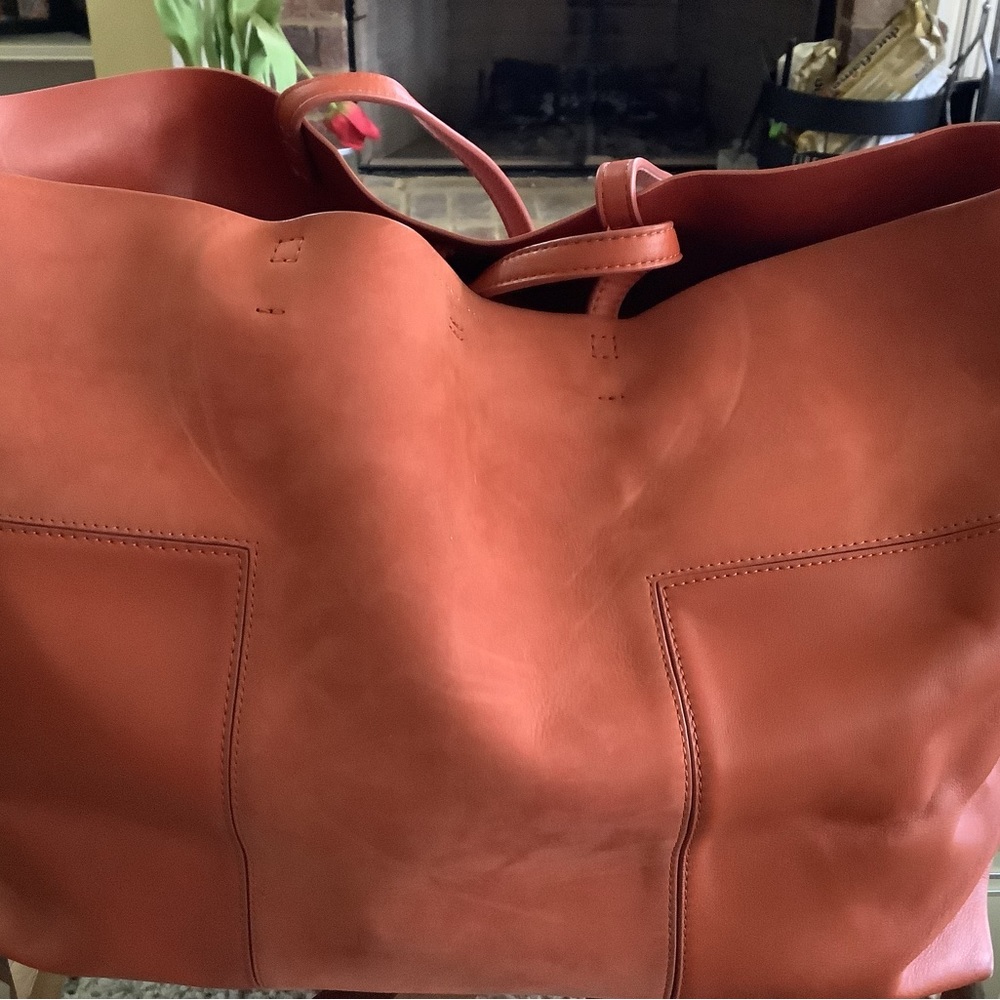 Tory Burch T tote